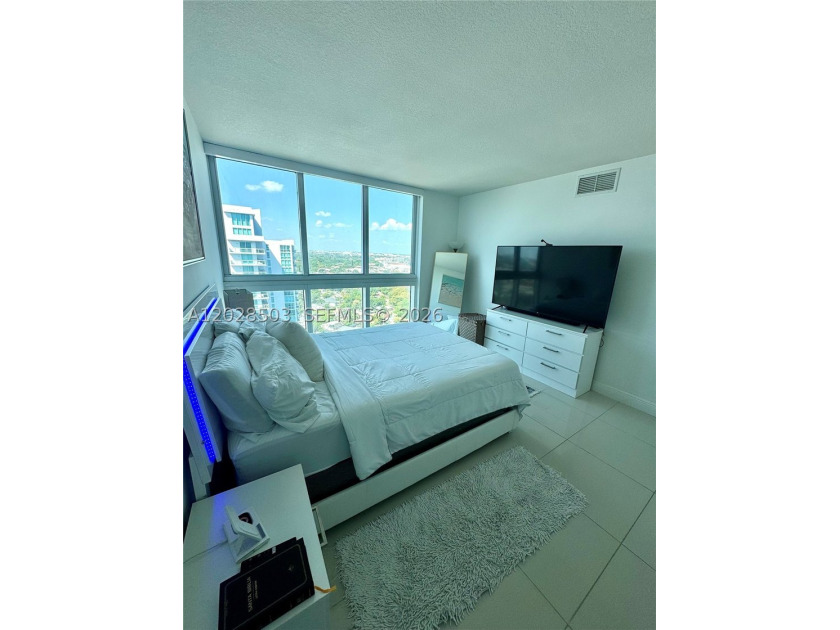 Spacious 2-bedroom, 2-bath corner residence featuring - photo 3