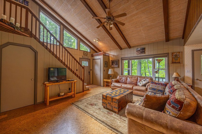 Welcome to your private Northwoods retreat on beautiful Finnegan - photo 10
