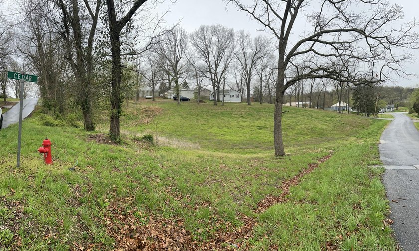 Build your dream home on this beautiful 0.52-acre lot in Warsaw - photo 4