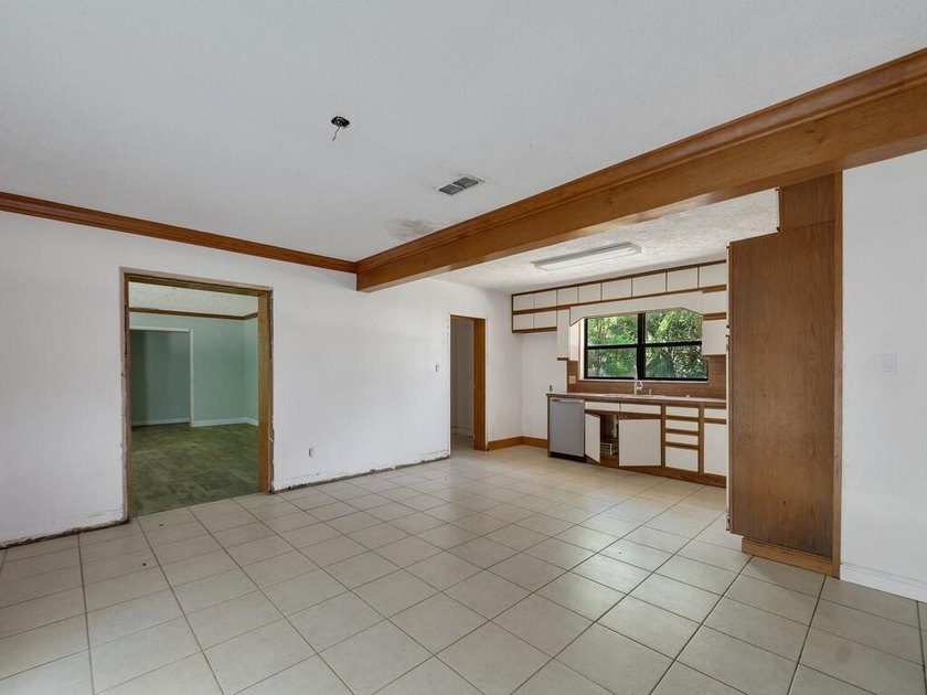 Opportunity awaits at this spacious single-family home situated - photo 9