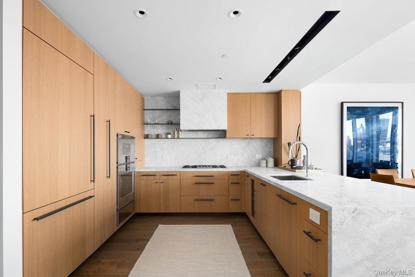 Welcome to Quay Tower, an exceptional waterfront residence in - photo 3