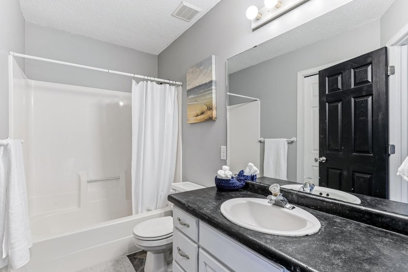Welcome to this 4 bed 3 bath home offering abundant space for - photo 25