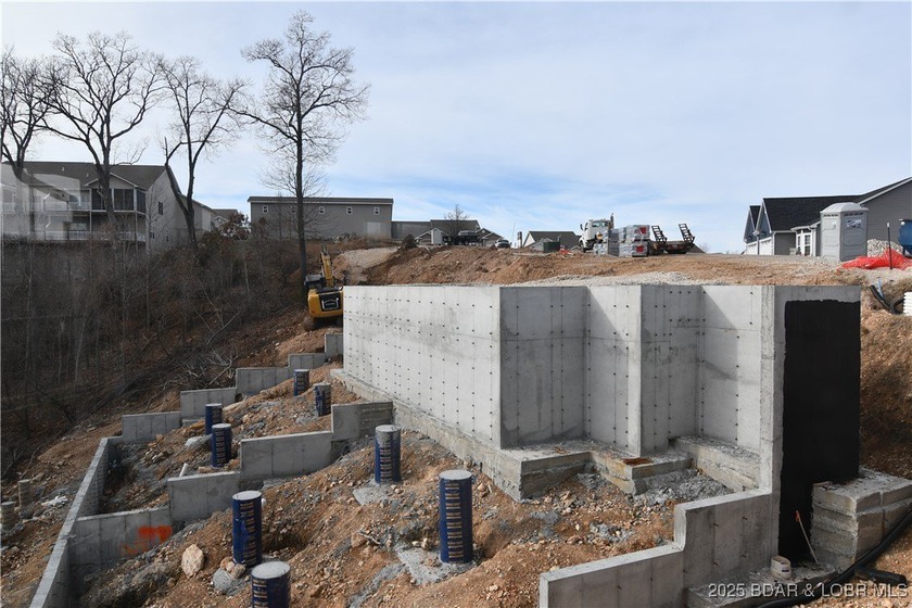 Villa currently under construction and ready for your - photo 31