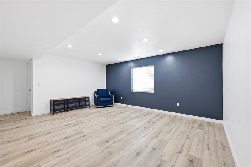 Better than New &amp; So Clean! Move-In and Relax! This Beautiful - photo 29
