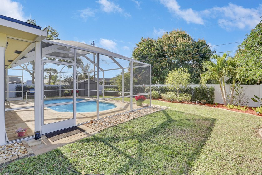 Must see to Believe!! Upgraded 3/2/2 with screened in pool, 2025 - photo 39