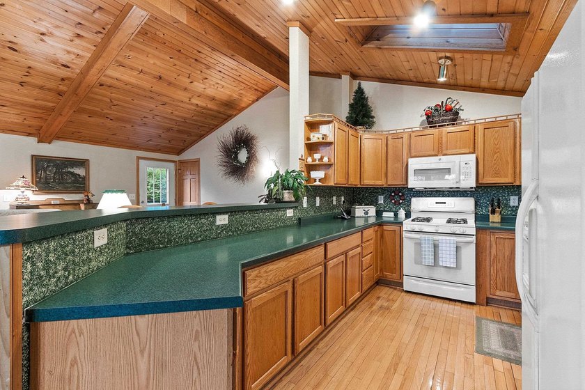 Townsend to this beautiful waterfront home on desirable Boot - photo 8