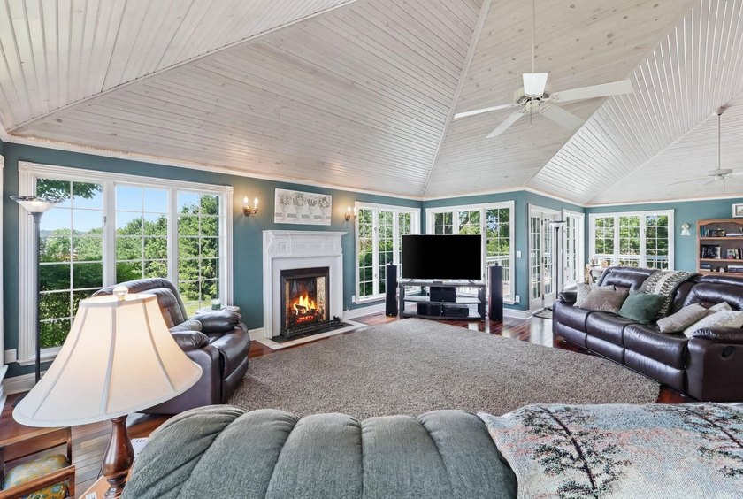 A truly one of kind property located on 14.5 ACRES with 1800 ft - photo 12