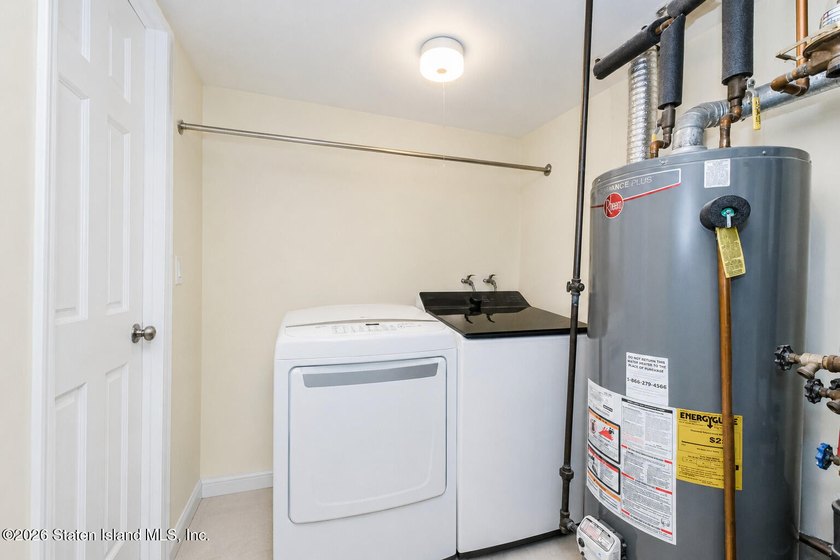 Welcome to 356 Cortelyou Ave! Located in the highly sought-after - photo 24