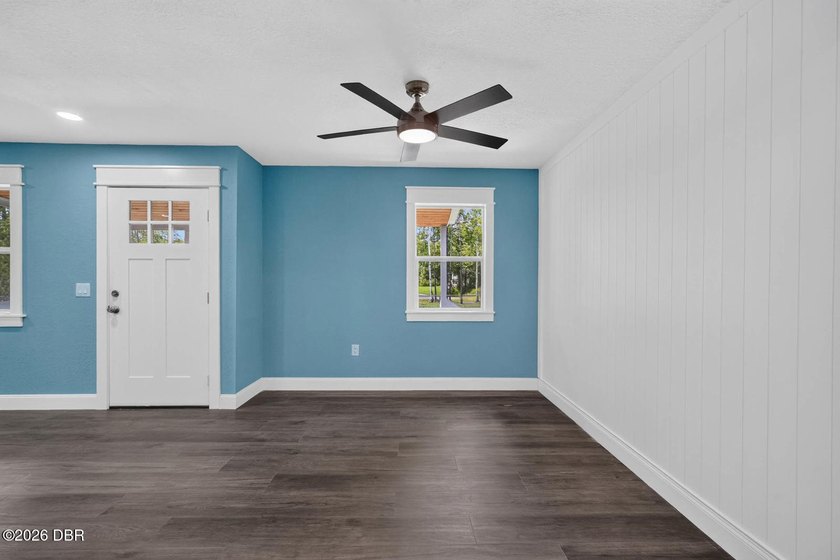 Escape the city and discover the Florida property you've been - photo 6