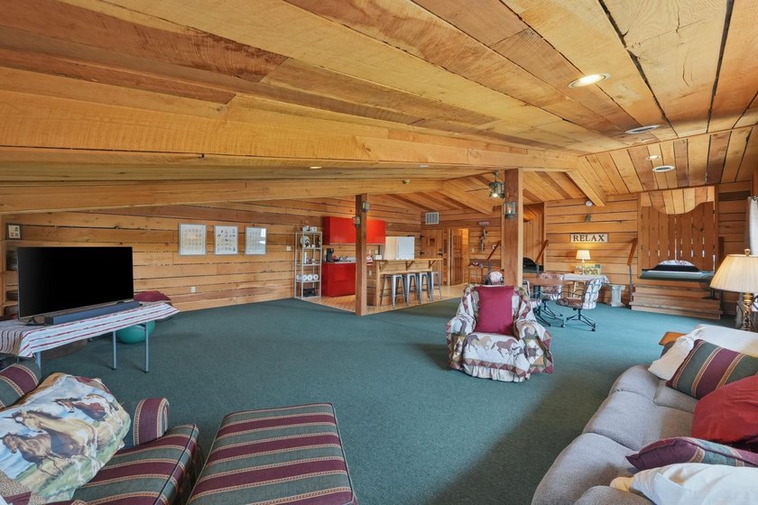 A truly one of kind property located on 14.5 ACRES with 1800 ft - photo 43