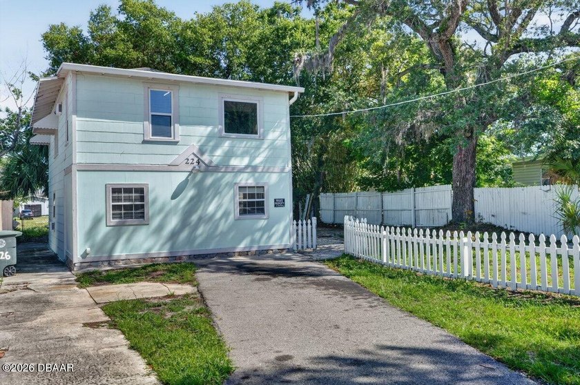 Huge investment opportunity in the heart of Daytona Beach! This - photo 3