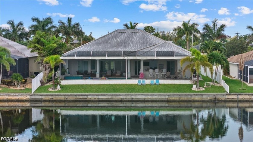 Gulf access, unobstructed lake views down the entire length of - photo 8