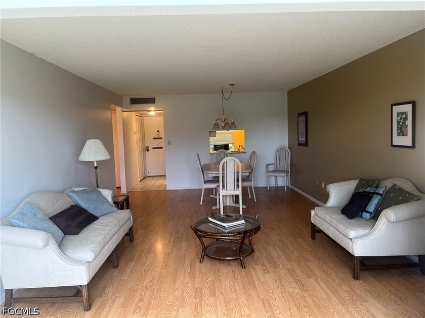 Great Opportunity!!! Priced to sell, in this Golf and Tennis - photo 3