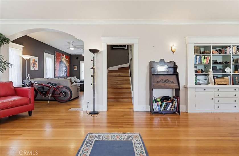 Built in 1914, this classic Craftsman presents an exceptional - photo 12