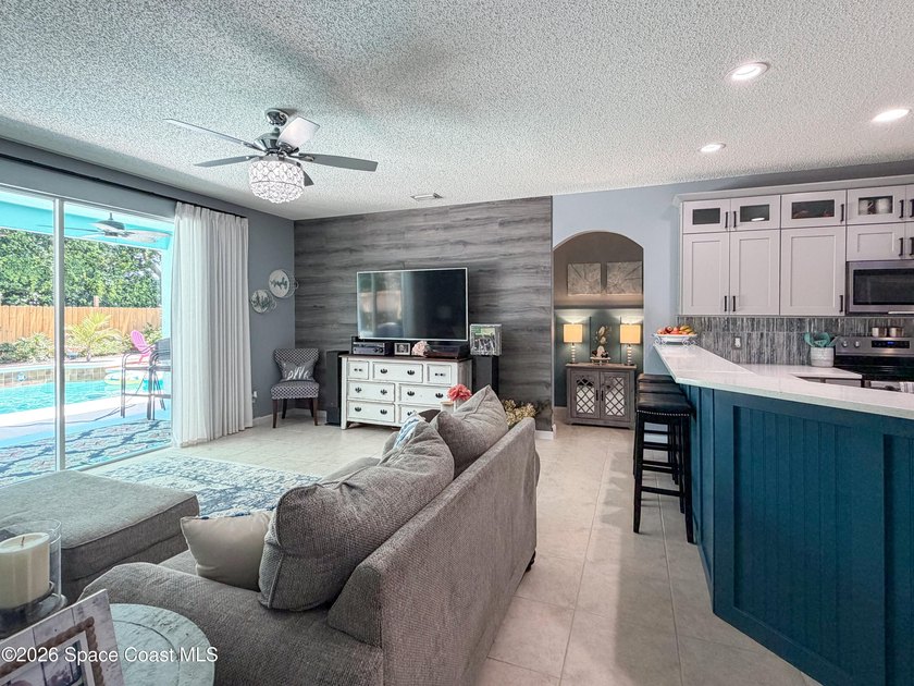 Welcome to 1330 Enclave Dr - your own private retreat on the - photo 18