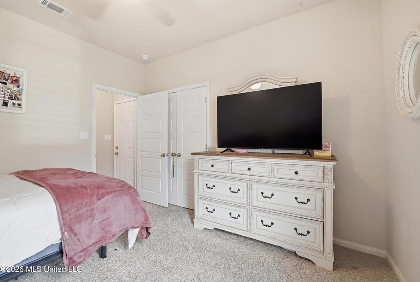 This home has it all! Featuring a spacious open floor plan, this - photo 29