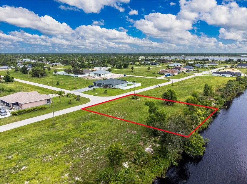 Your Florida Dream Starts Here! Picture yourself building the - photo 4