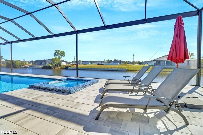 WELCOME TO THIS NEWLY BUILD LUXURY HOME BY THE WATER 3 Bed + Den - photo 6