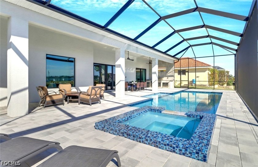 WELCOME TO THIS NEWLY BUILD LUXURY HOME BY THE WATER 3 Bed + Den - photo 8