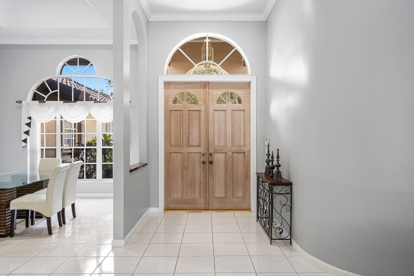 Welcome to your own private oasis. Nestled on a quiet cul-de-sac - photo 6