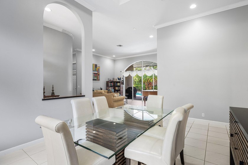 Welcome to your own private oasis. Nestled on a quiet cul-de-sac - photo 9