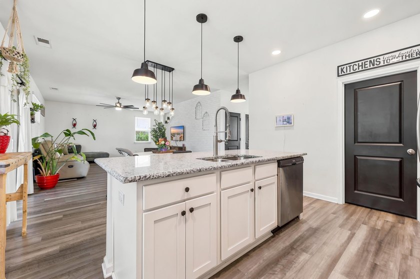 Meridian at Market Common is an excellent community with great - photo 20