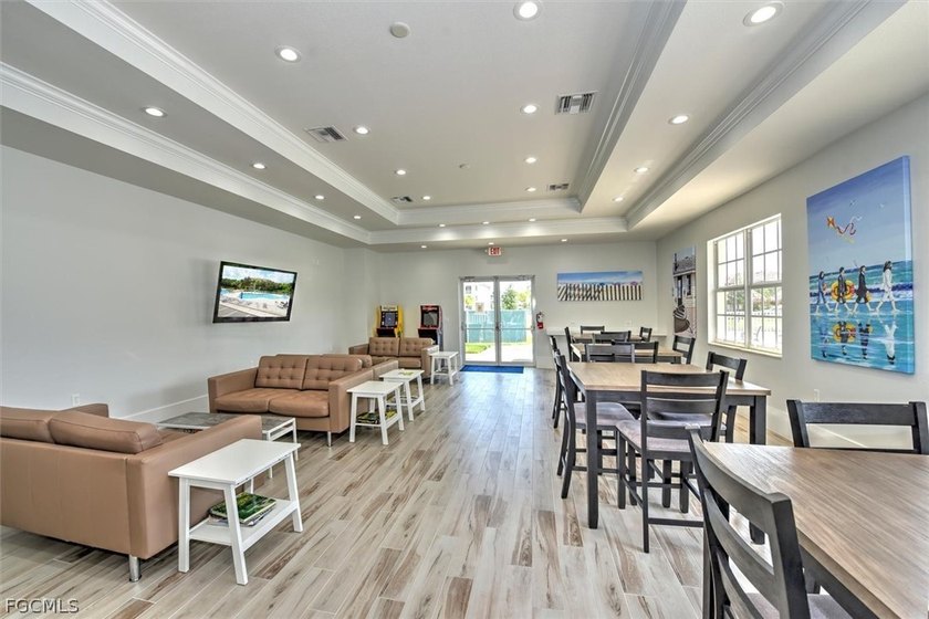 Welcome to Isles of Porto Vista- where peaceful views come - photo 50