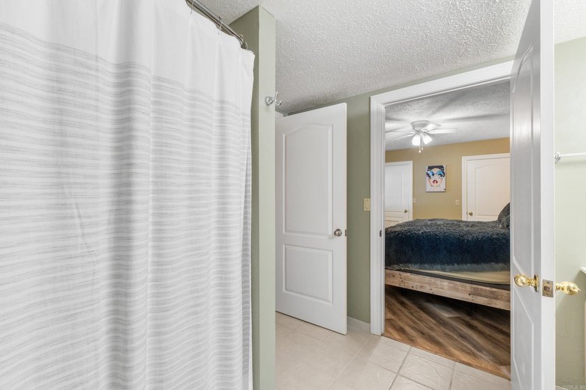 Experience the perfect blend of privacy, beauty, and convenience - photo 8