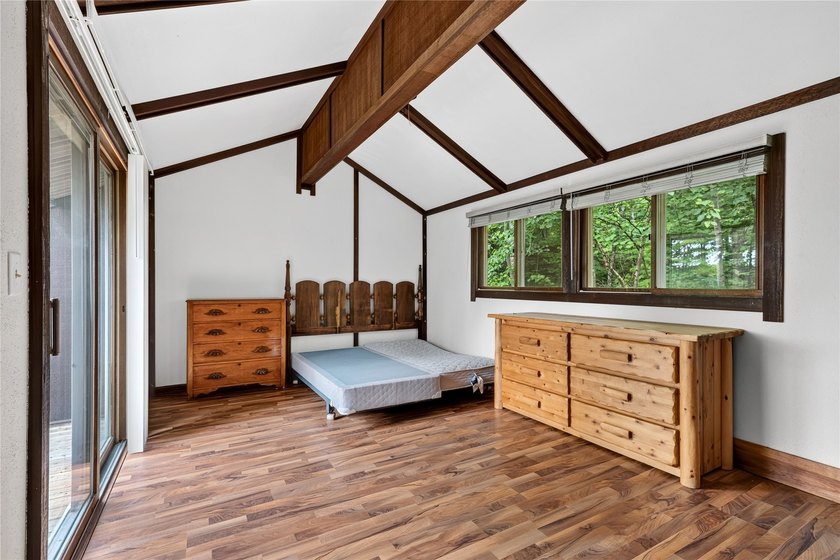 Seller financing available! All furnishings and appliances - photo 23