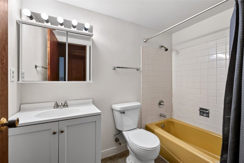 Seller financing available! All furnishings and appliances - photo 26