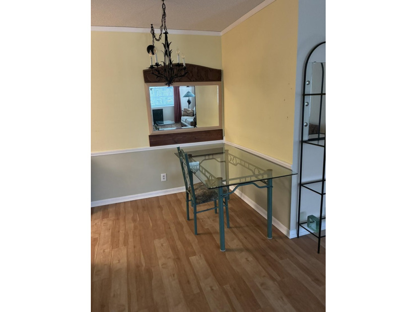 Welcome to this lovely Florida Condo located in a quiet - photo 8