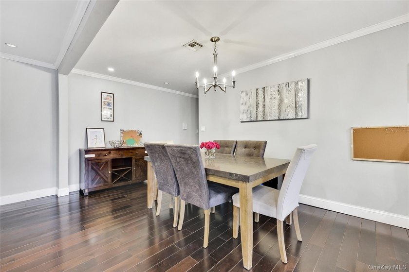 Welcome to this spacious 3-bedroom, 2 full bath co-op in - photo 12