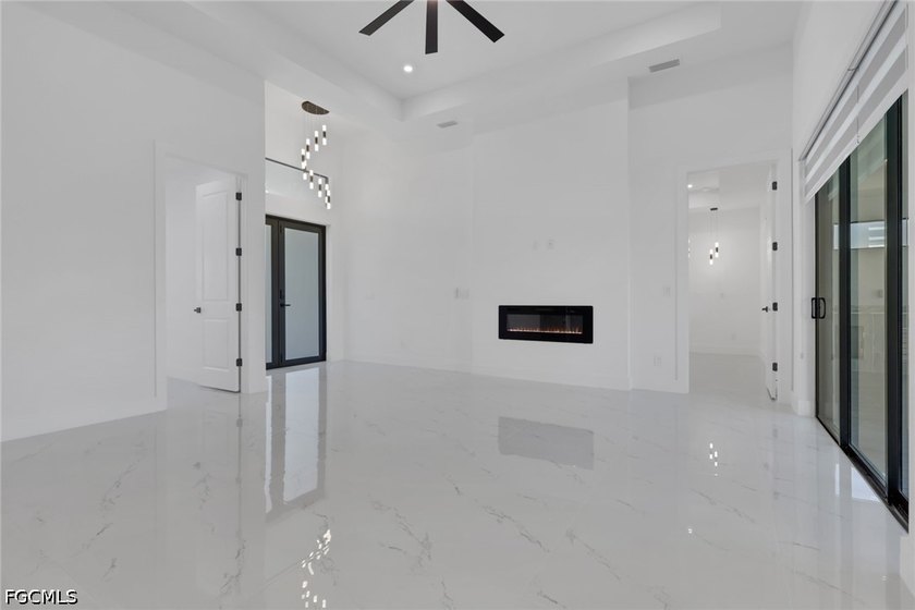 Welcome to your new construction, waterfront masterpiece, a - photo 3