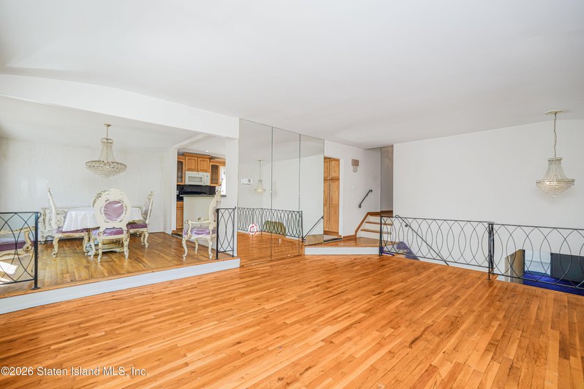 Extra large 2 family high ranch located in the desirable New - photo 16