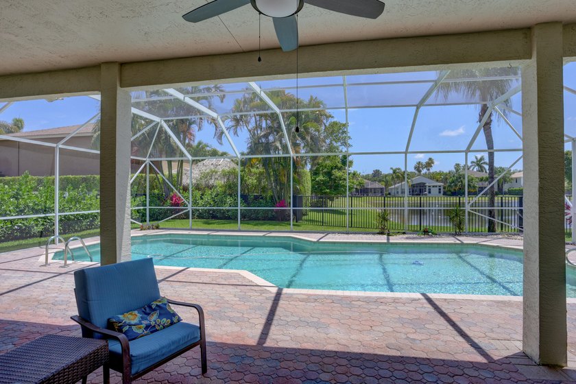 Rarely available Lake Front pool home in a GL Homes gated - photo 40