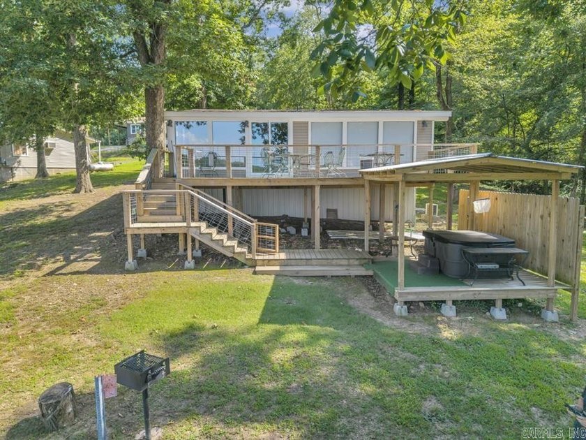 Enjoy lakefront living at its finest on beautiful Harris Brake - photo 4