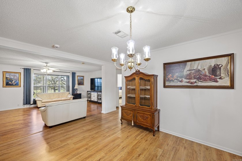 Discover the perfect blend of privacy, land, and convenience - photo 14