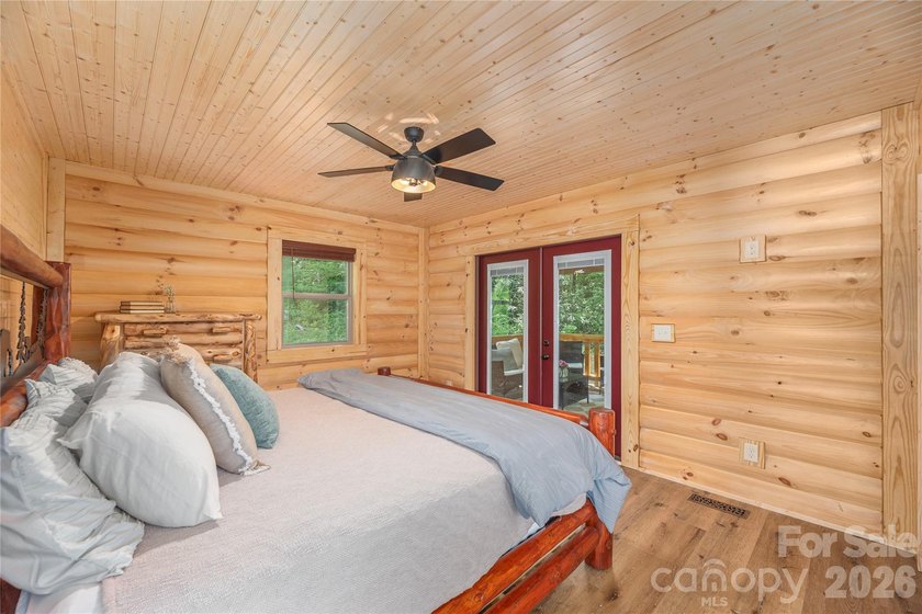 Escape to the beauty of the Great Smoky Mountains with this - photo 14