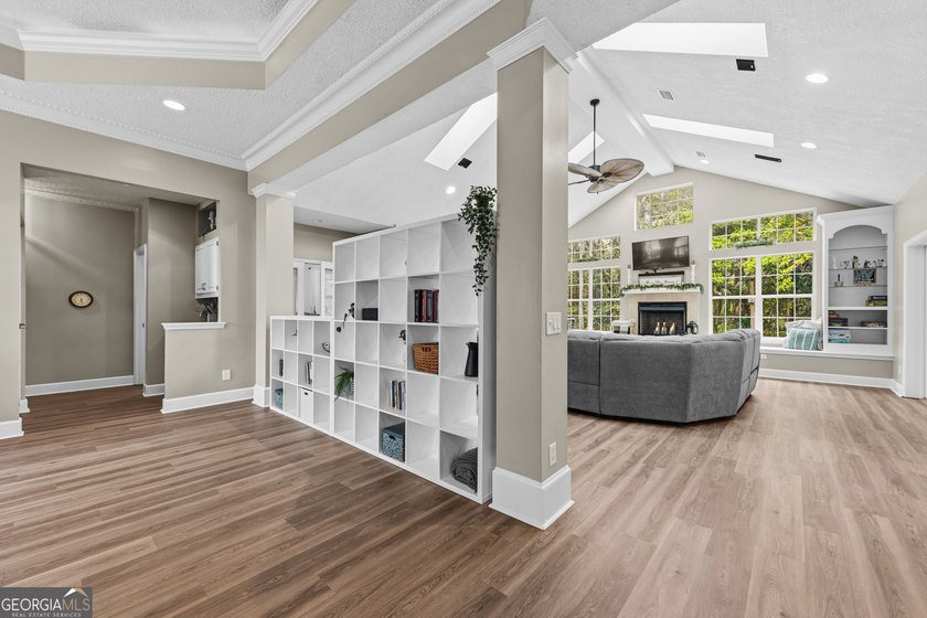 Welcome to 811 Riverview, located in the desirable golf cart - photo 23