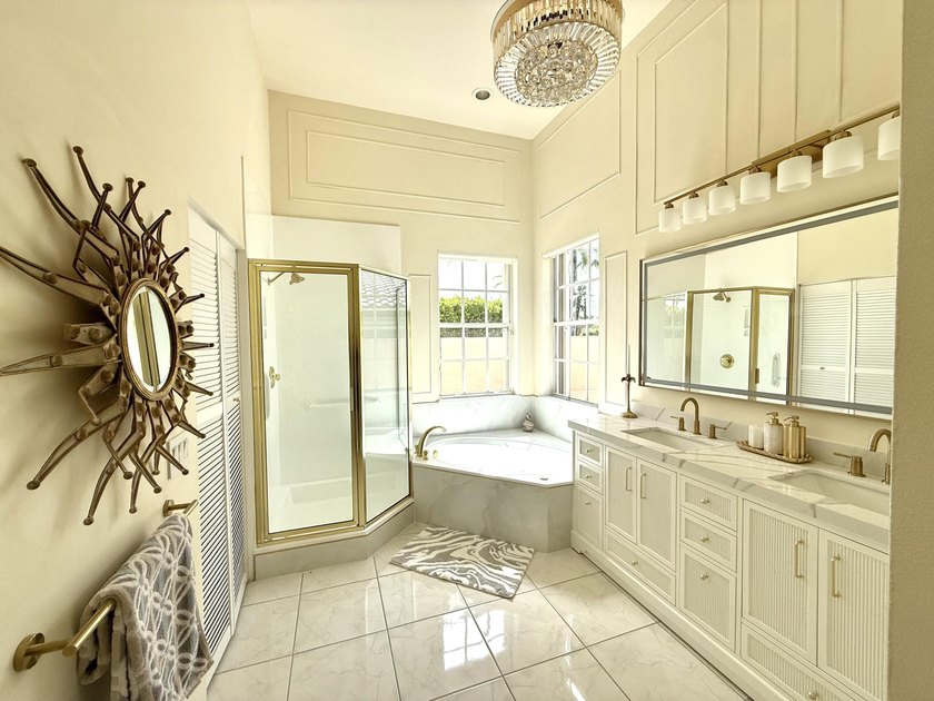 Delightful well-maintained, low HOA, Mediterranean-inspired - photo 28
