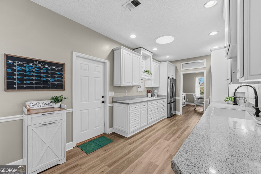 Welcome to 811 Riverview, located in the desirable golf cart - photo 29