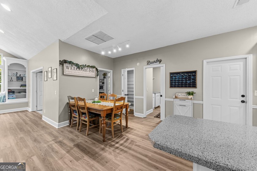 Welcome to 811 Riverview, located in the desirable golf cart - photo 32