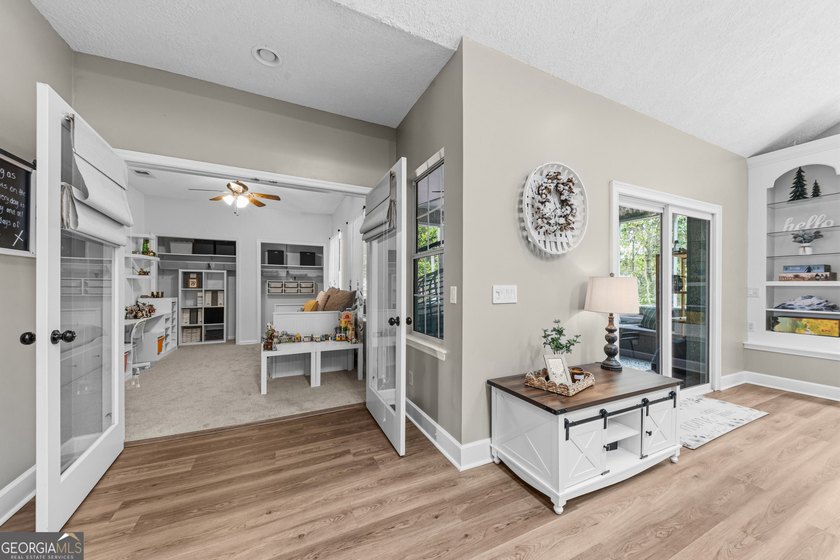 Welcome to 811 Riverview, located in the desirable golf cart - photo 33
