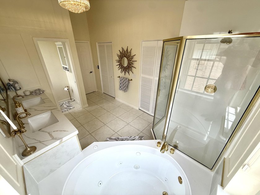 Delightful well-maintained, low HOA, Mediterranean-inspired - photo 35