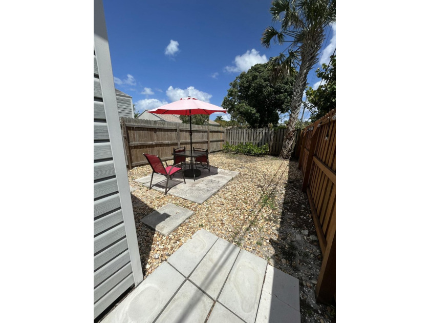 Multi unit Lot. 2 independent structures with separate electric - photo 10