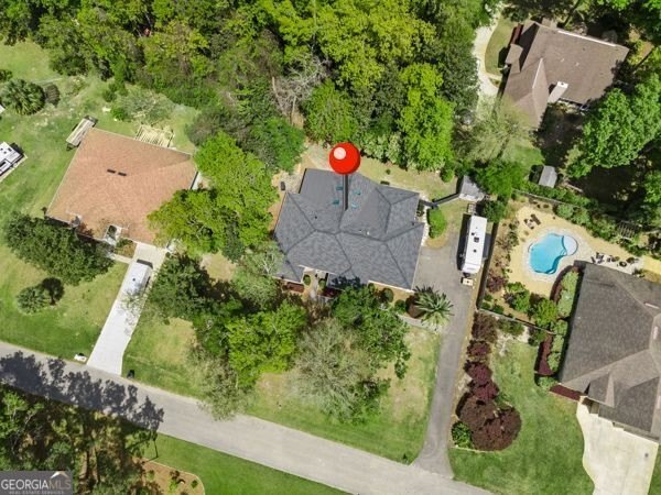 Welcome to 811 Riverview, located in the desirable golf cart - photo 42