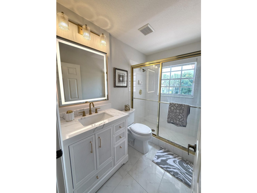 Delightful well-maintained, low HOA, Mediterranean-inspired - photo 44