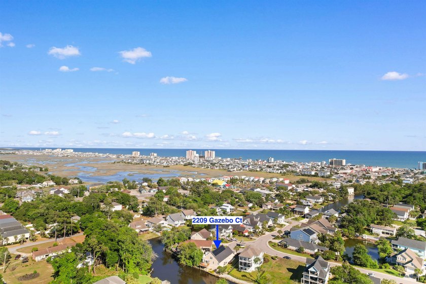 This spacious 4-bedroom, 3-bath home offers a versatile open - photo 46
