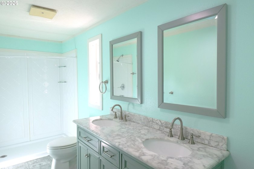 Move-in ready and beautifully maintained, this double-wide - photo 18