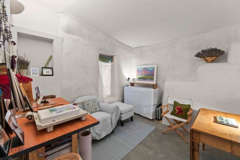 Nestled in the heart of Paradise Valley, this charming listing - photo 19